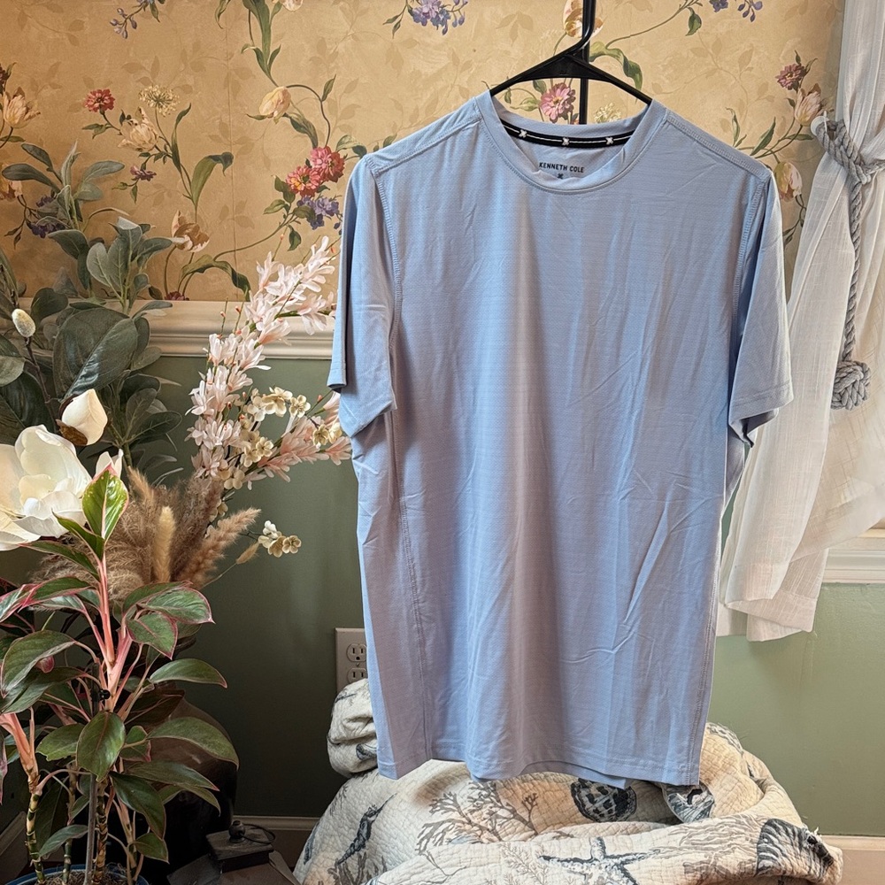 Kenneth Cole Light Blue Men's Short Sleeve Tee